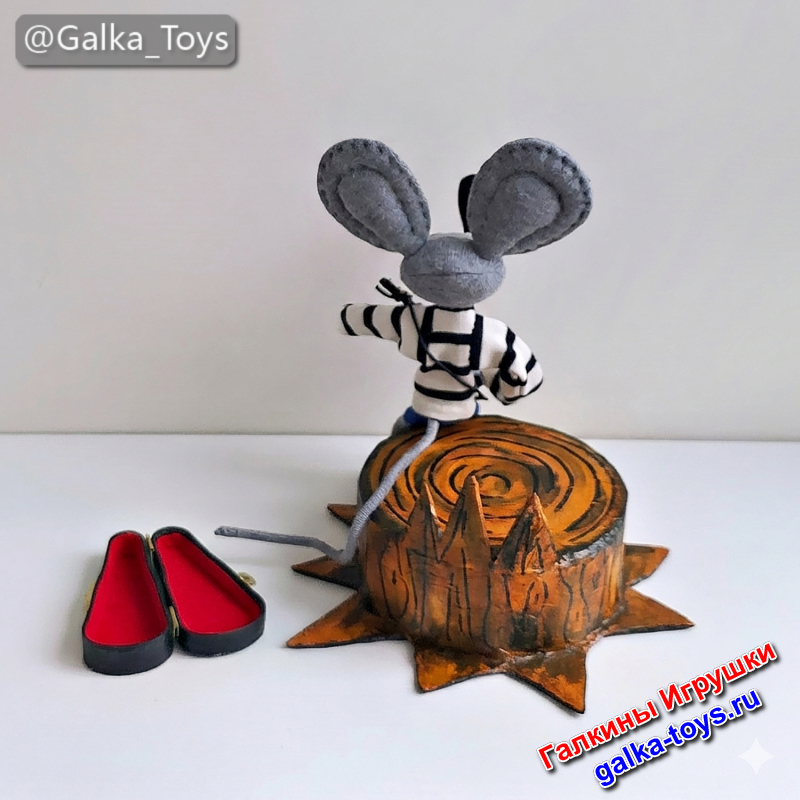 смешной мышонок