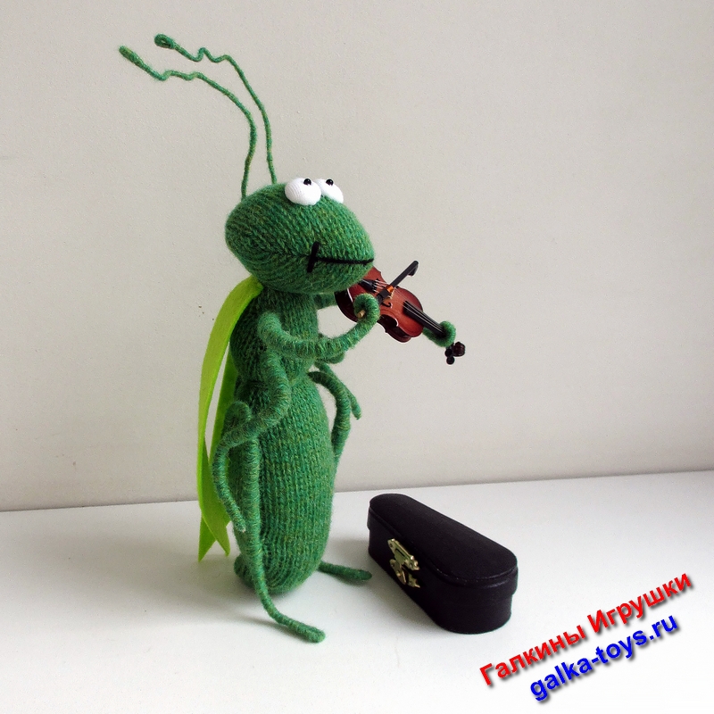 зеленый кузнечик,зеленый кузнечик зеленый,кузнечик зеленый,зелененький кузнечик,стрекотание кузнечиков,кузнечик на скрипке,смешной кузнечик,кузнечик на скрипице играл,кузнечики сверчки скрипачи,игрушка кузнечик купить