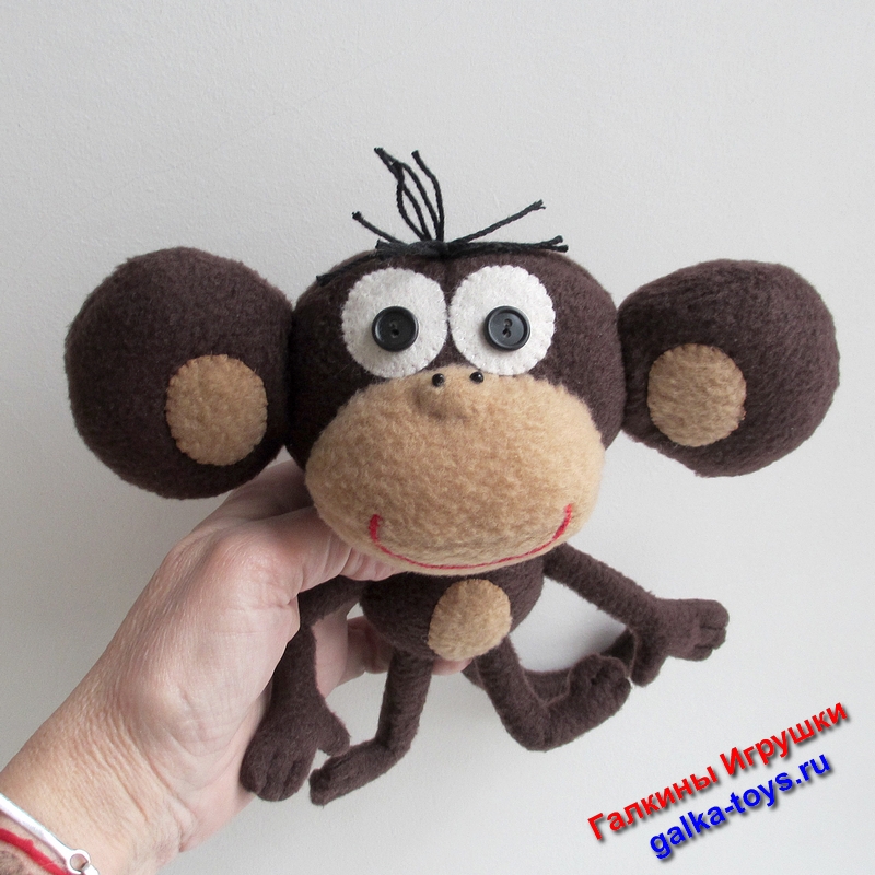 Мультяшная обезьяна - очень забавная игрушка, украсит собой коллекцию персонажей мультсериала Зебра в клеточку, будет желанным подарком ребенку.